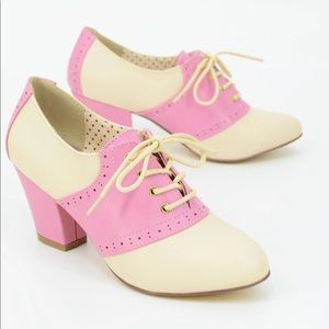 BAIT (but another innocent tale) Heather vintage heeled shoes in pink